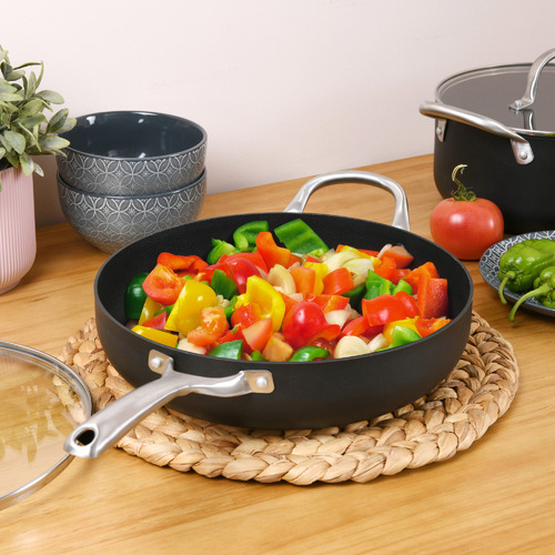 Deep non stick frying deals pan with lid